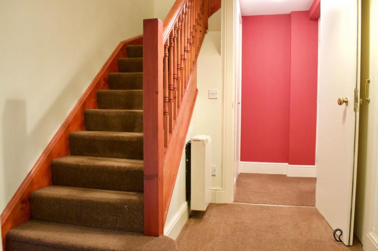 Gorgeous Abbeyhill Appartement